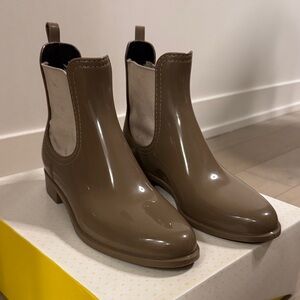 Lemon Jelly Taupe rain boots